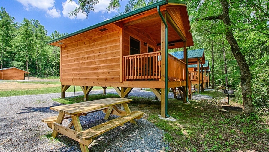 5 Reasons to Stay at Our Smoky Mountain Campground